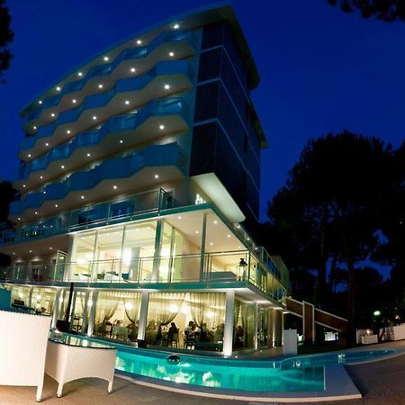 Hotel Kent Milano Marittima Exterior foto